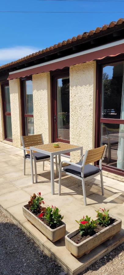 Villa Liberty Entraigues-sur-la-Sorgue Exterior foto